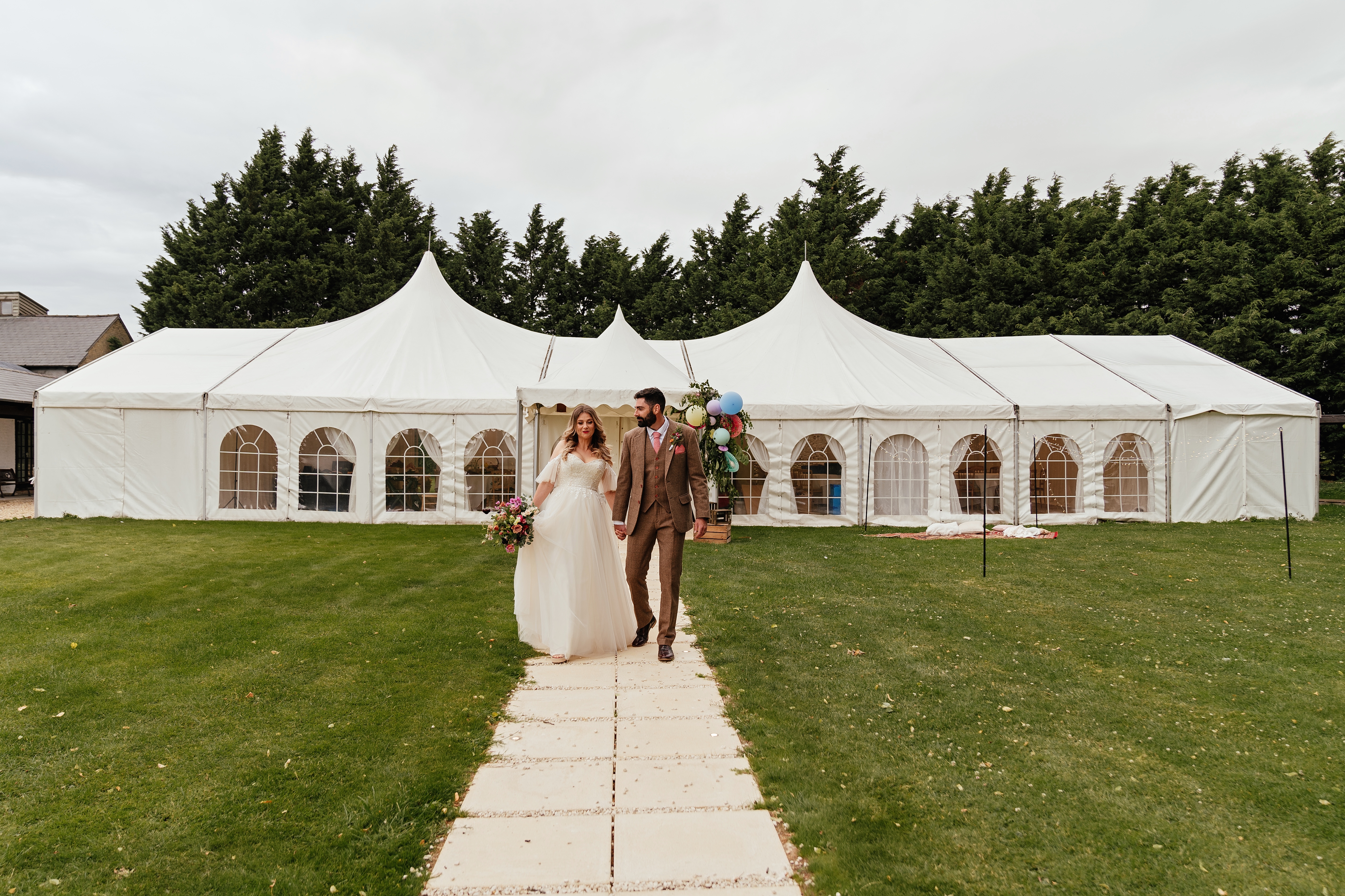 A beautiful couple at Minstrel Court