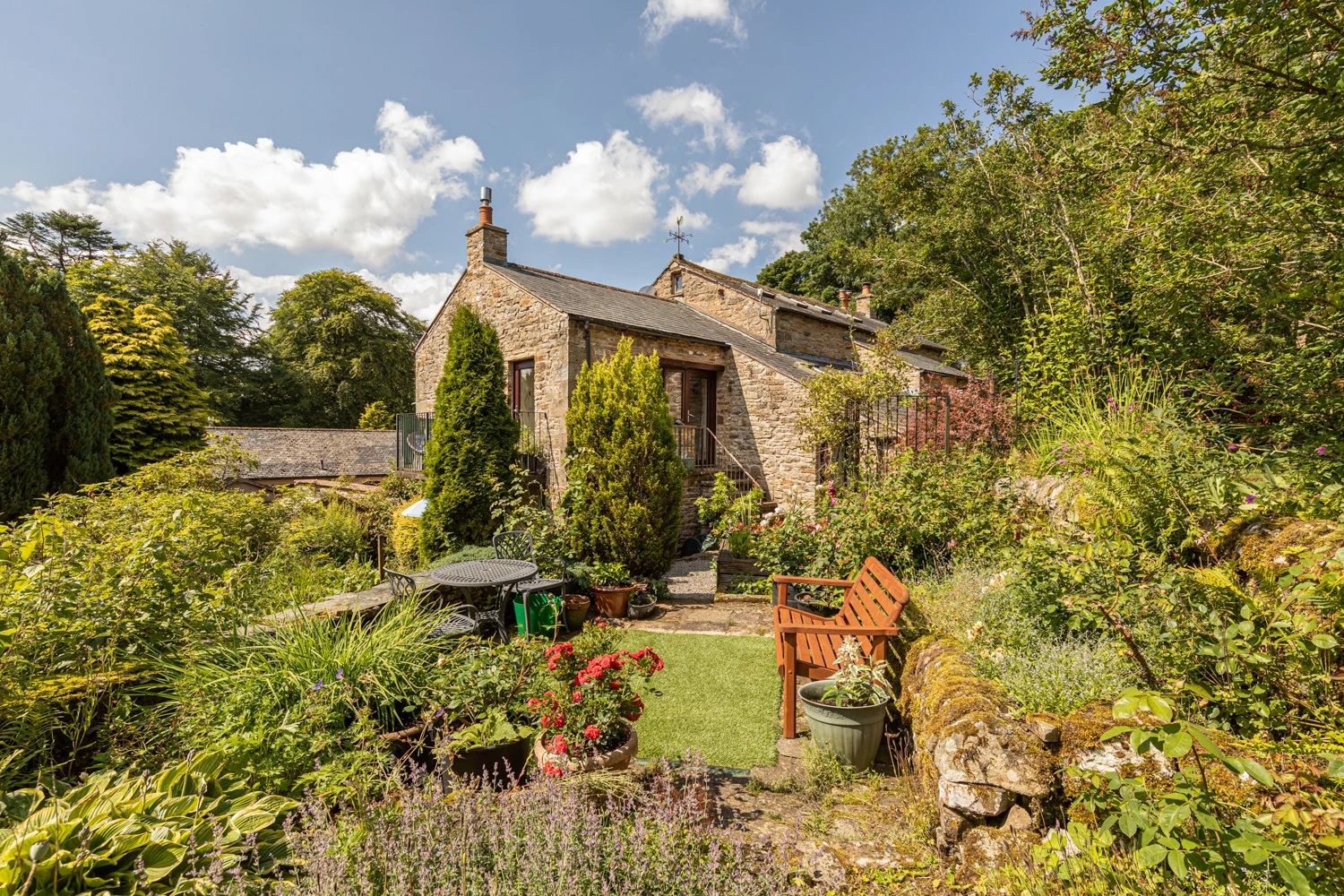 Kitchen in Poppythorn cottage