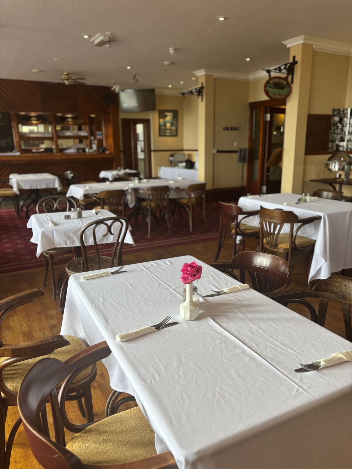 Food and drink at The Stromness Hotel