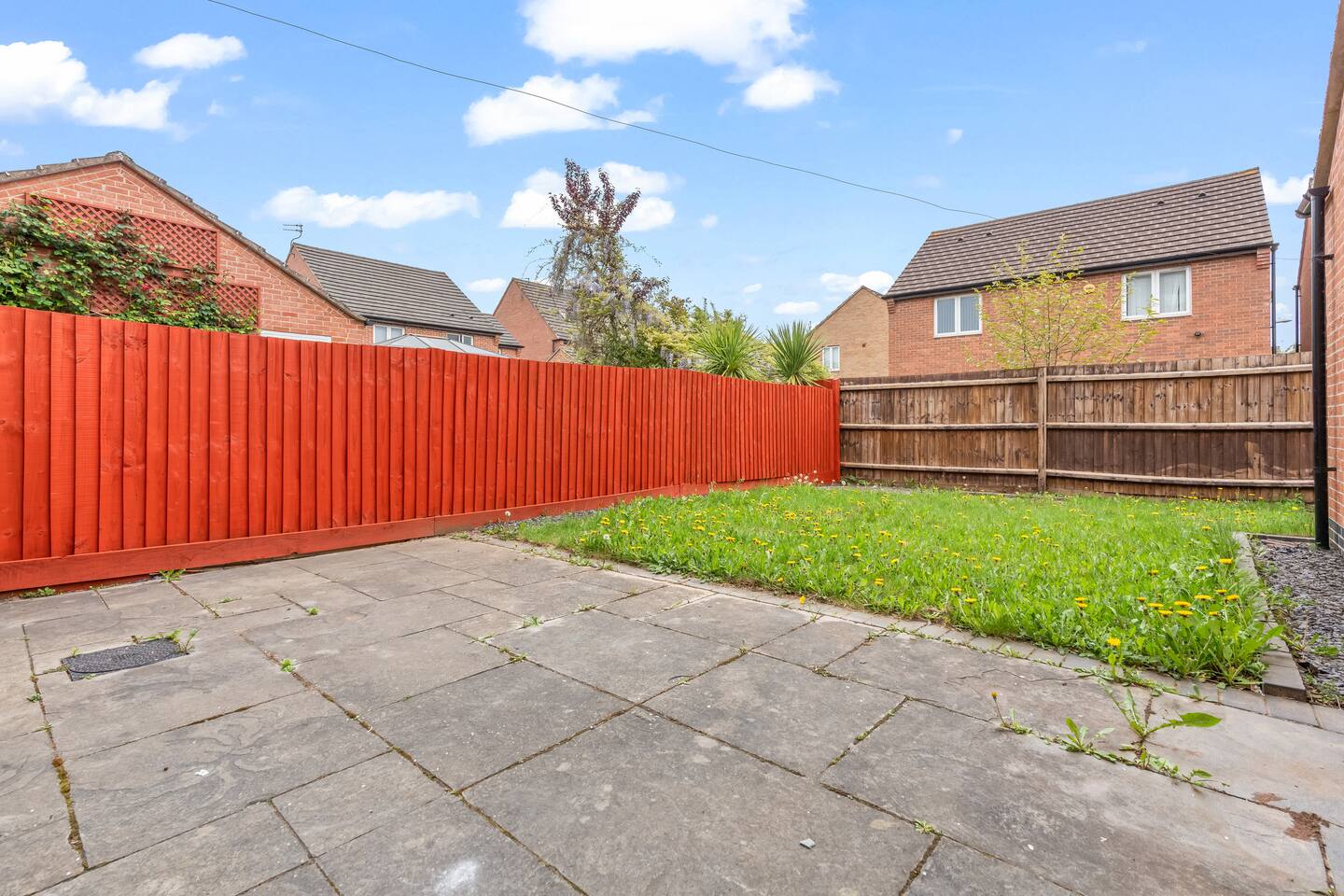 Modern 4-Bed Close to Jaguar Whitley & City C… 4 in 218 Anglian Way CV3 1PS - Property image 7 - VivreStays