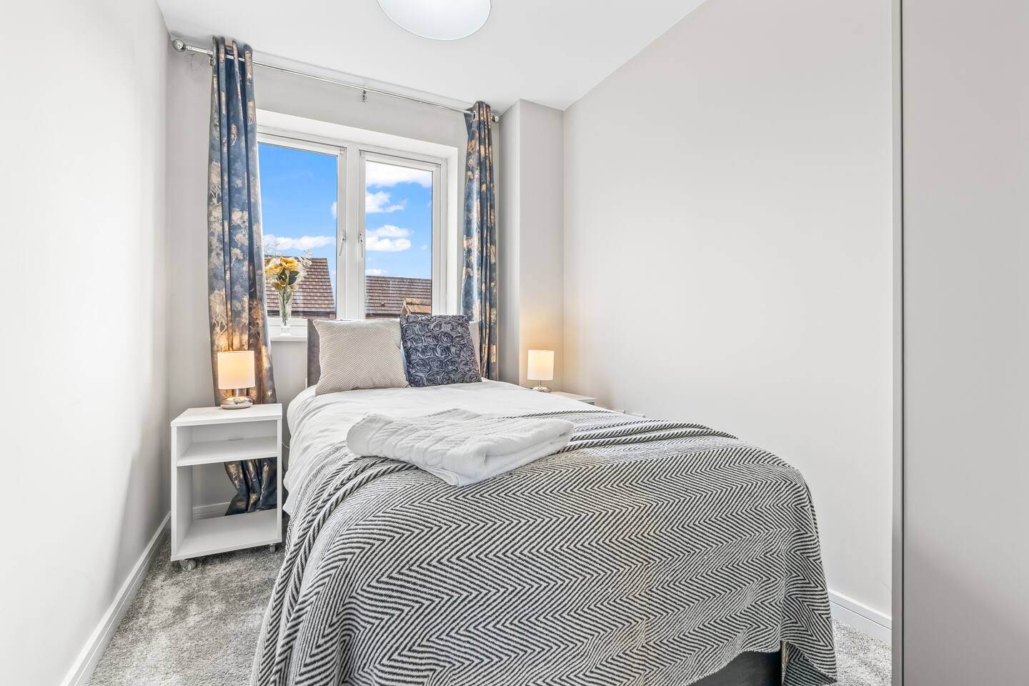 Modern 4-Bed Close to Jaguar Whitley & City C… 4 in 218 Anglian Way CV3 1PS - Property image 18 - VivreStays