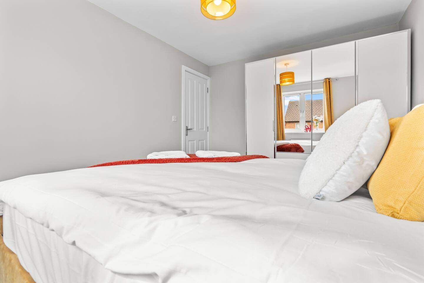 Modern 4-Bed Close to Jaguar Whitley & City C… 4 in 218 Anglian Way CV3 1PS - Property image 21 - VivreStays