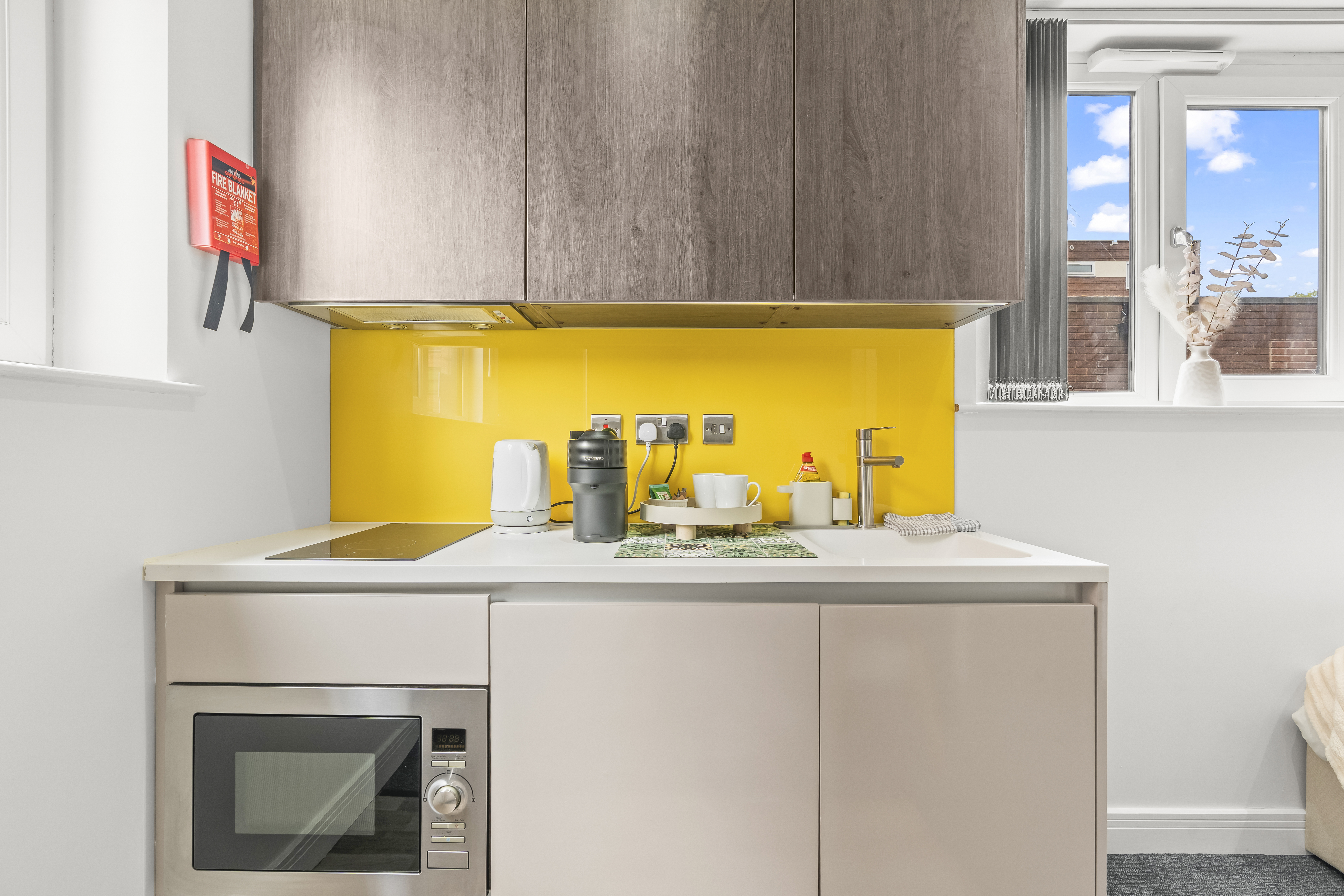 Contemporary Comfort Steps from Ricoh Arena 5 in Hertford Pl CV1 3JZ - Property image 11 - VivreStays