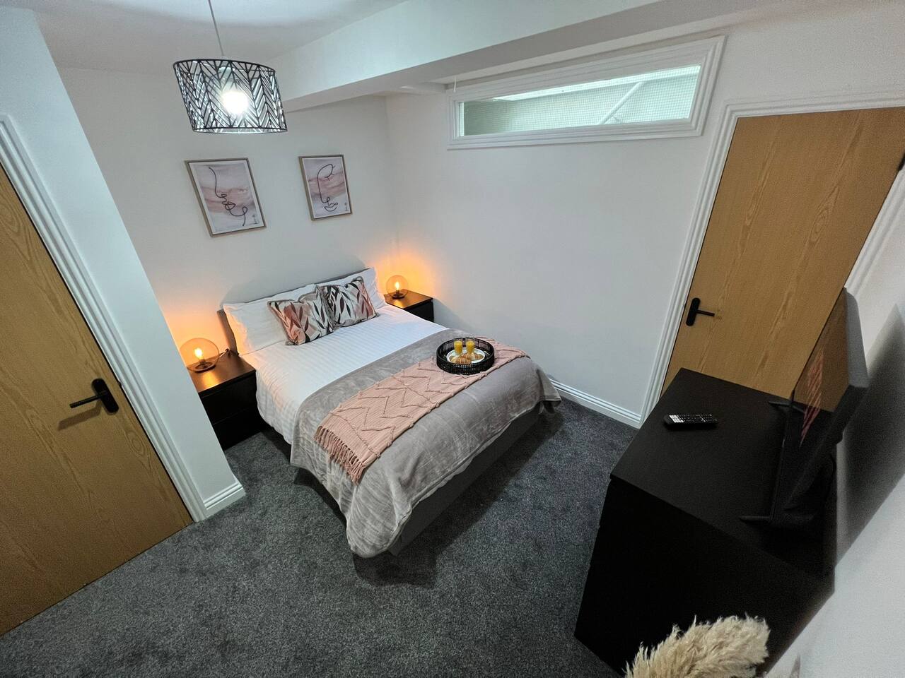 Penthouse Near Beach • Private Rooftop & Park… in 44 St Thomas St DT4 8EH - Property image 24 - VivreStays
