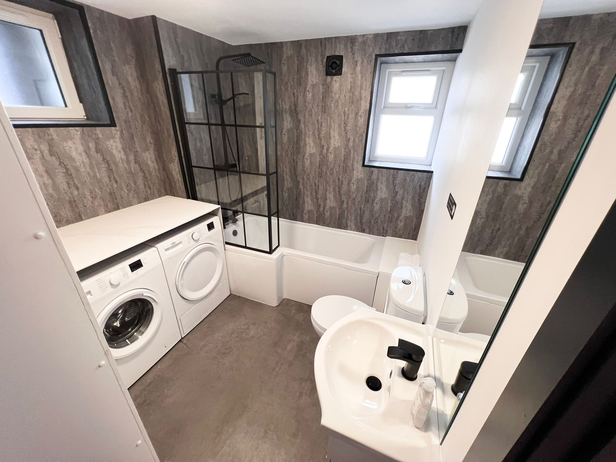 View Eleven on Dragon | Studio Apartment | Central in 11 Dragon Parade HG1 5BZ Eleven on Dragon | Studio Apartment | Central in 11 Dragon Parade HG1 5BZ - Property image 29 - VivreStays