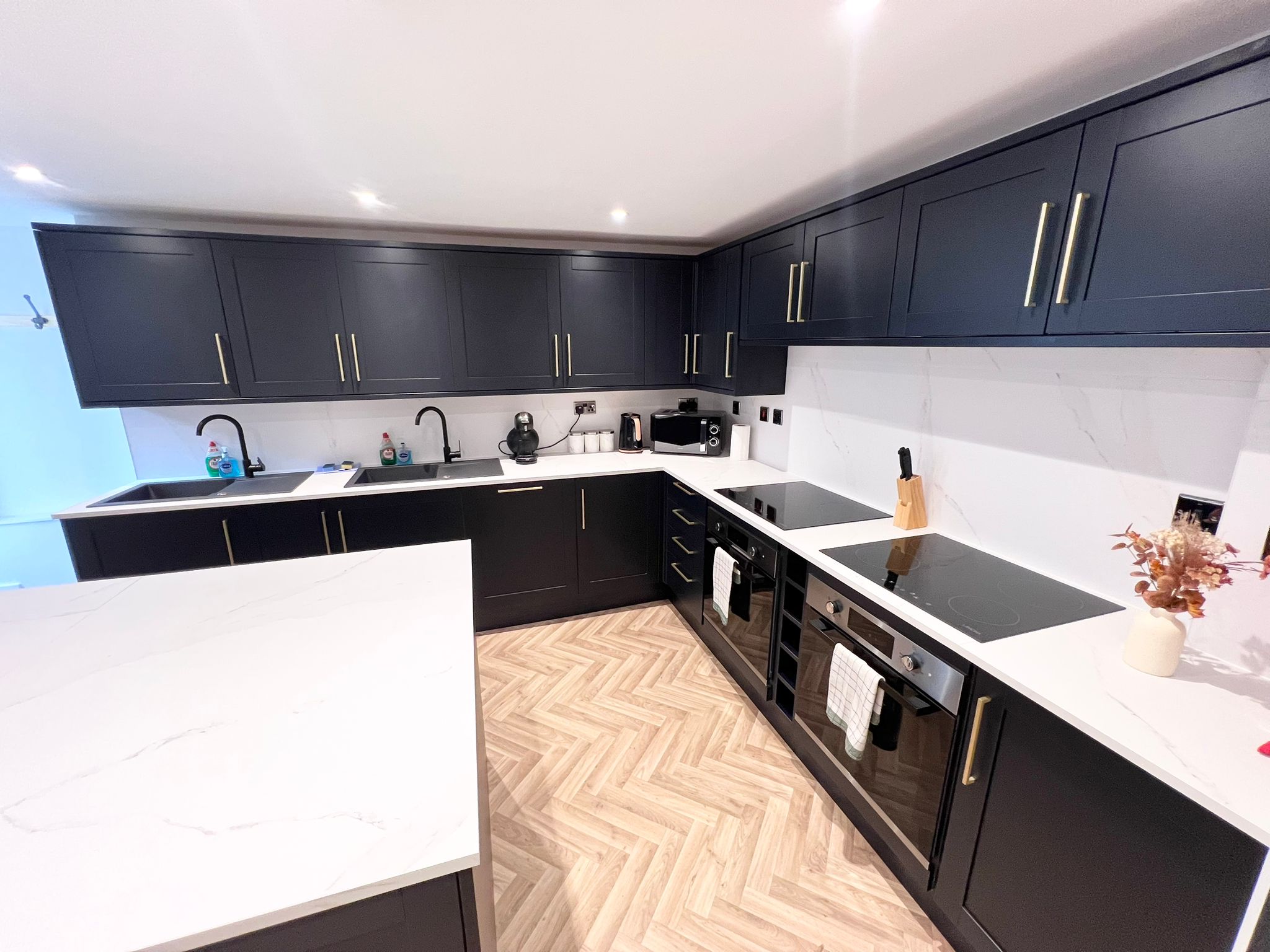 View Eleven on Dragon | Studio Apartment | Central in 11 Dragon Parade HG1 5BZ Eleven on Dragon | Studio Apartment | Central in 11 Dragon Parade HG1 5BZ - Property image 34 - VivreStays