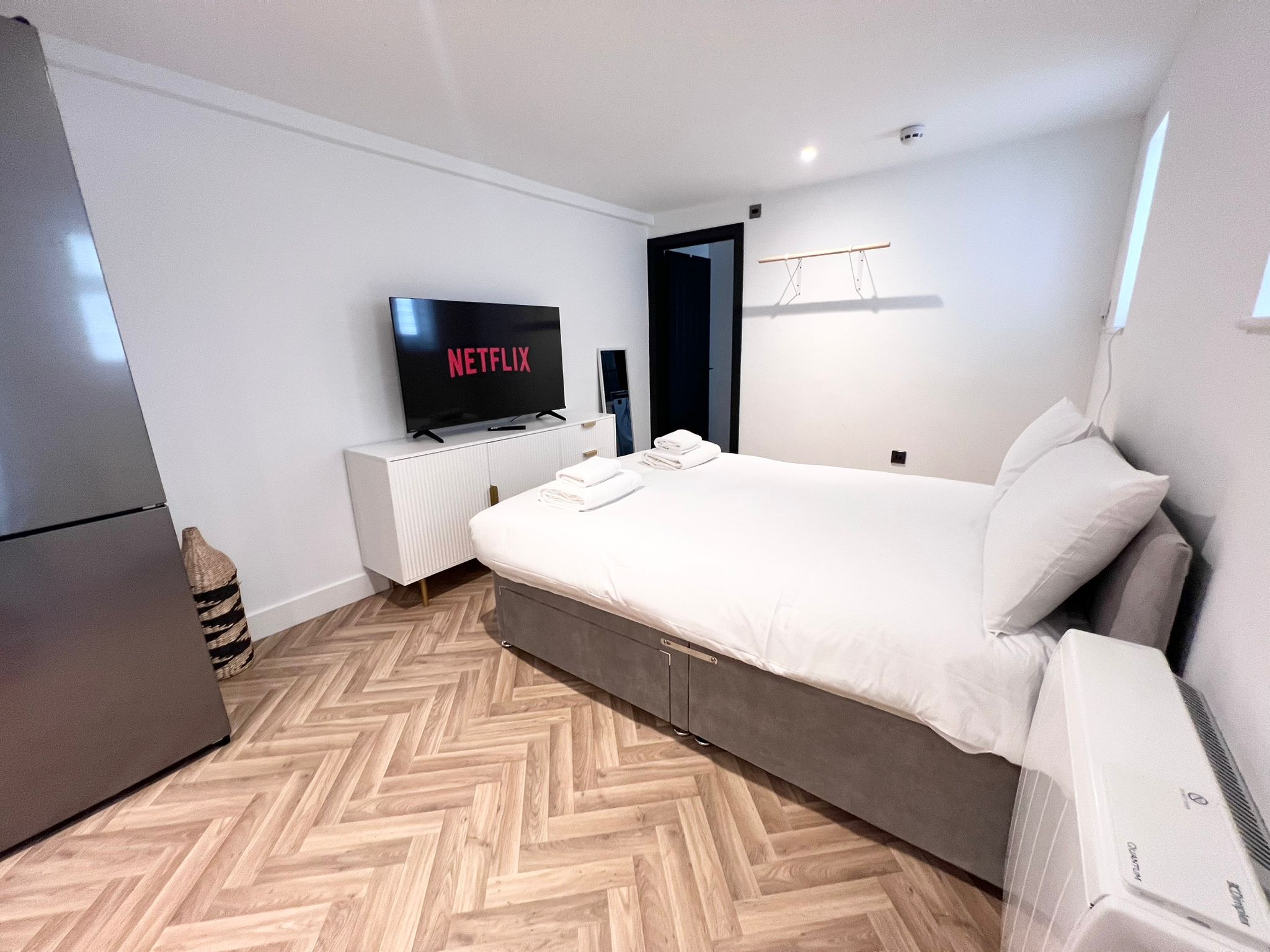 View Eleven on Dragon | Studio Apartment | Central in 11 Dragon Parade HG1 5BZ Eleven on Dragon | Studio Apartment | Central in 11 Dragon Parade HG1 5BZ - Property image 32 - VivreStays
