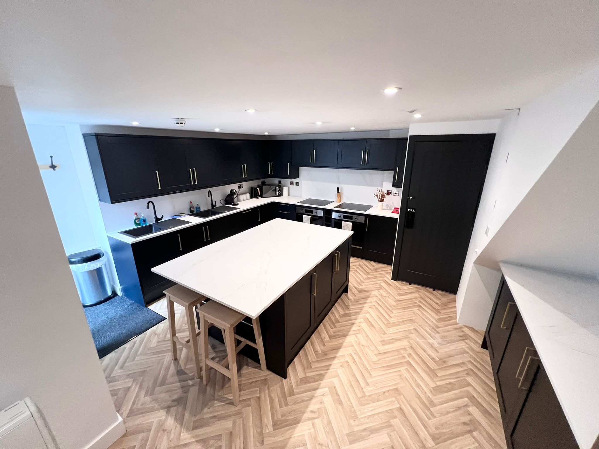 View Eleven on Dragon | Studio Apartment | Central in 11 Dragon Parade HG1 5BZ Eleven on Dragon | Studio Apartment | Central in 11 Dragon Parade HG1 5BZ - Property image 30 - VivreStays