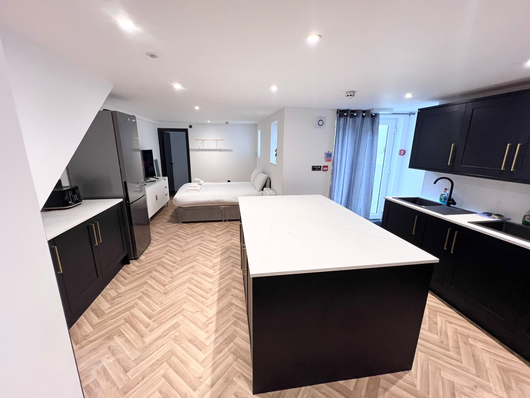 View Eleven on Dragon | Studio Apartment | Central in 11 Dragon Parade HG1 5BZ Eleven on Dragon | Studio Apartment | Central in 11 Dragon Parade HG1 5BZ - Property image 33 - VivreStays