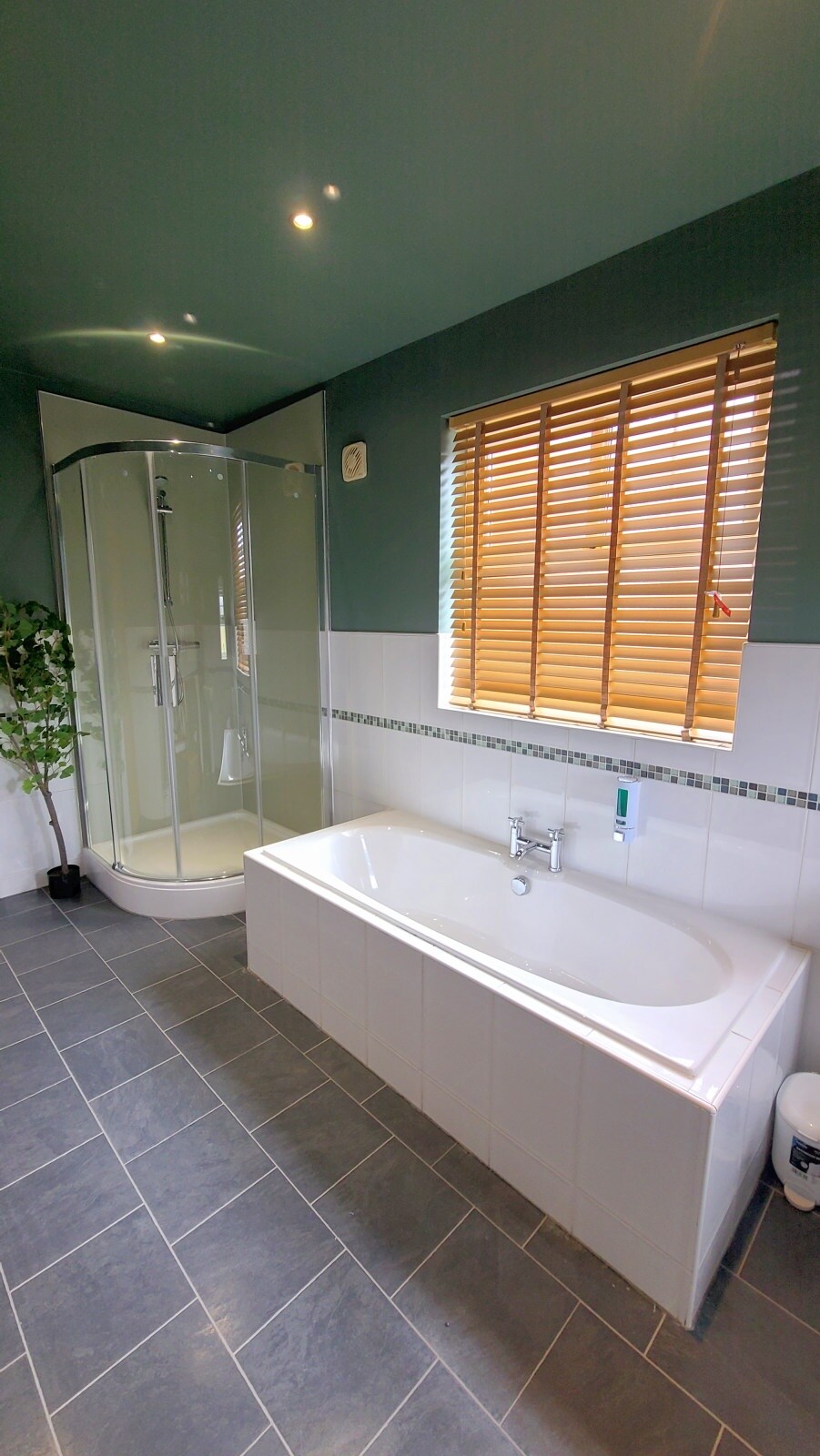 View Druids Cottage 2 in 39 Coppice Ln WS6 7HA Druids Cottage 2 in 39 Coppice Ln WS6 7HA - Property image 38 - VivreStays