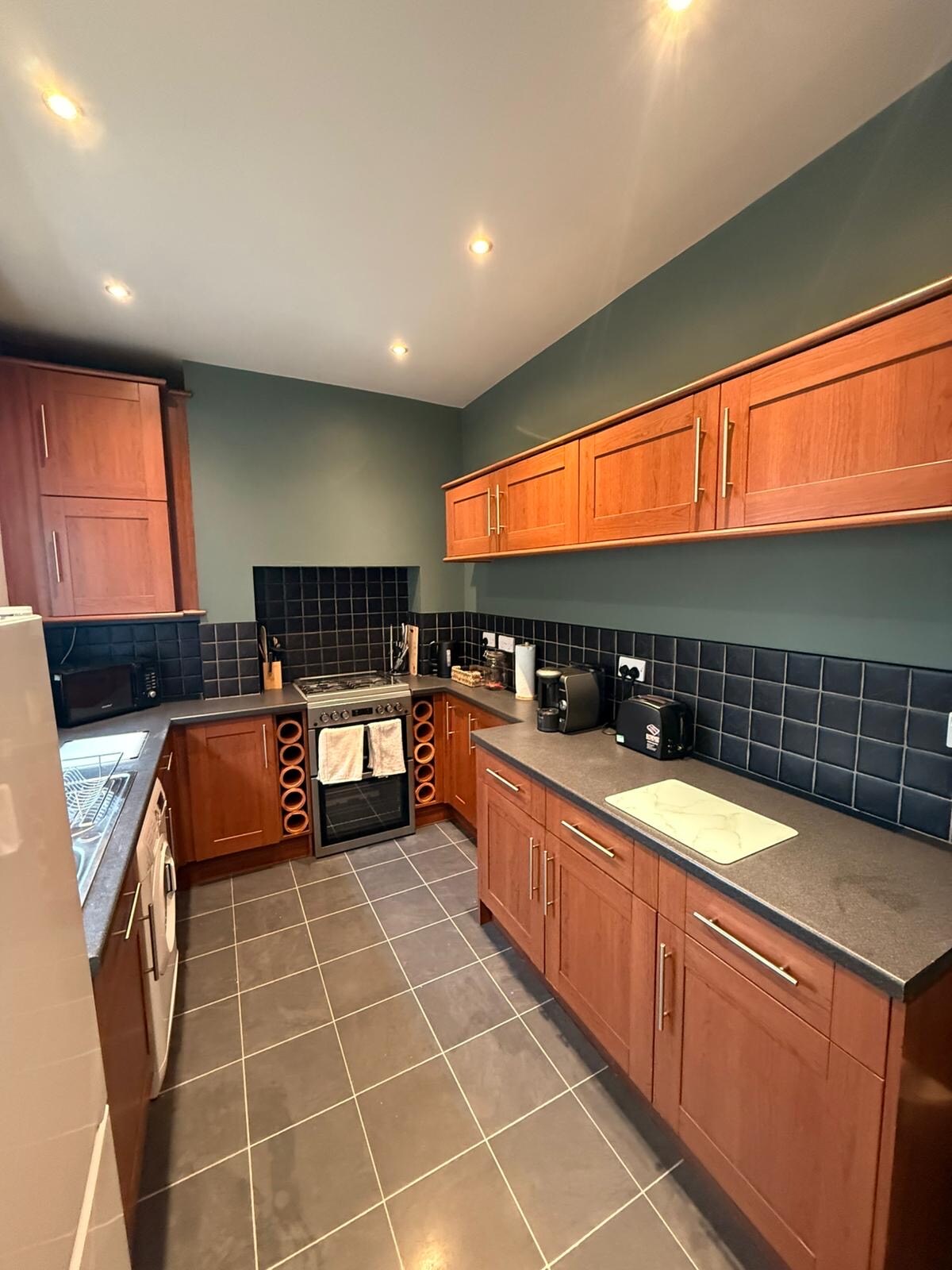 View Druids Cottage 2 in 39 Coppice Ln WS6 7HA Druids Cottage 2 in 39 Coppice Ln WS6 7HA - Property image 47 - VivreStays