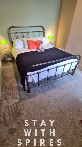 View Jasper's 4 bedroom 2 bathrooms in Meir - Sto… in 91 Stanton Rd ST3 6DF Jasper's 4 bedroom 2 bathrooms in Meir - Sto… in 91 Stanton Rd ST3 6DF - Property image 23 - VivreStays