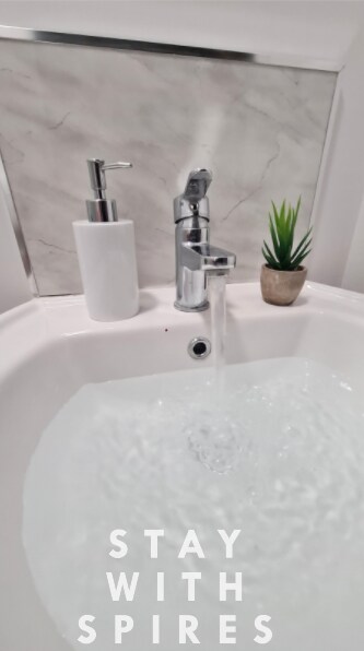 View Jasper's 4 bedroom 2 bathrooms in Meir - Sto… in 91 Stanton Rd ST3 6DF Jasper's 4 bedroom 2 bathrooms in Meir - Sto… in 91 Stanton Rd ST3 6DF - Property image 51 - VivreStays