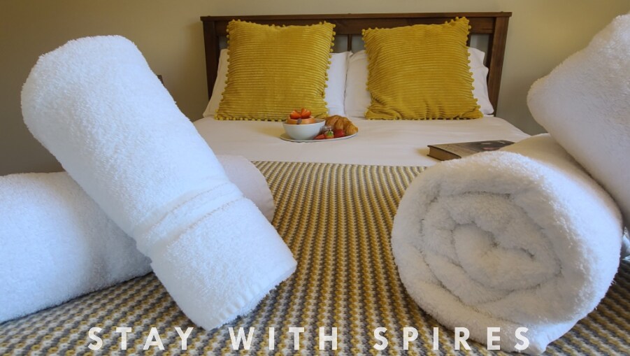 View The Lodge 3 Ensuite Bedrooms near Cannock Chase 2 in 603 Littleworth Rd WS12 1QQ The Lodge 3 Ensuite Bedrooms near Cannock Chase 2 in 603 Littleworth Rd WS12 1QQ - Property image 31 - VivreStays