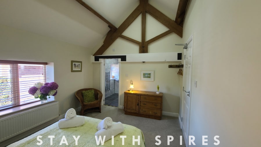 View The Lodge 3 Ensuite Bedrooms near Cannock Chase 2 in 603 Littleworth Rd WS12 1QQ The Lodge 3 Ensuite Bedrooms near Cannock Chase 2 in 603 Littleworth Rd WS12 1QQ - Property image 48 - VivreStays