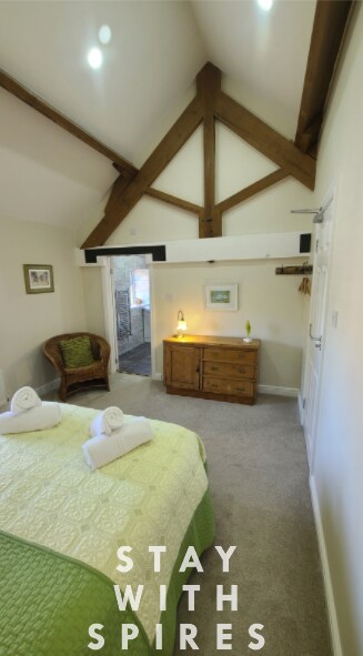 View The Lodge 3 Ensuite Bedrooms near Cannock Chase 2 in 603 Littleworth Rd WS12 1QQ The Lodge 3 Ensuite Bedrooms near Cannock Chase 2 in 603 Littleworth Rd WS12 1QQ - Property image 51 - VivreStays