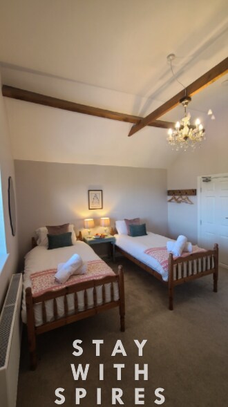 View The Lodge 3 Ensuite Bedrooms near Cannock Chase 2 in 603 Littleworth Rd WS12 1QQ The Lodge 3 Ensuite Bedrooms near Cannock Chase 2 in 603 Littleworth Rd WS12 1QQ - Property image 61 - VivreStays