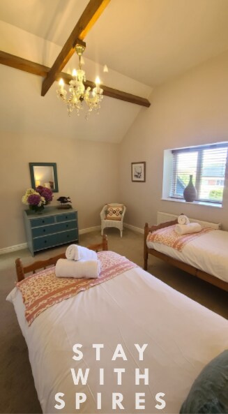 View The Lodge 3 Ensuite Bedrooms near Cannock Chase 2 in 603 Littleworth Rd WS12 1QQ The Lodge 3 Ensuite Bedrooms near Cannock Chase 2 in 603 Littleworth Rd WS12 1QQ - Property image 62 - VivreStays