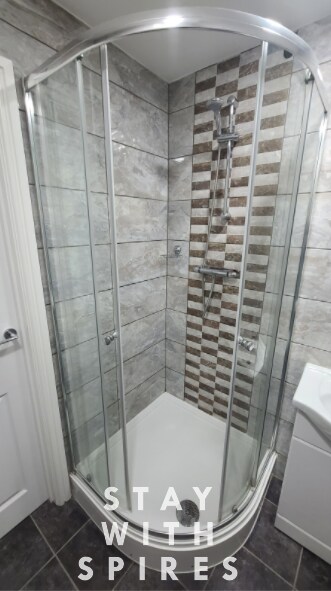 View The Lodge 3 Ensuite Bedrooms near Cannock Chase 2 in 603 Littleworth Rd WS12 1QQ The Lodge 3 Ensuite Bedrooms near Cannock Chase 2 in 603 Littleworth Rd WS12 1QQ - Property image 75 - VivreStays
