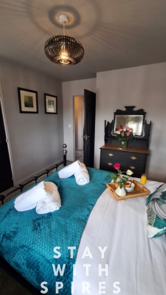 The Farrier's sleeps 4 close to Cannock Chase in 20 Horseshoe Dr WS12 0FT - Property image 18 - VivreStays