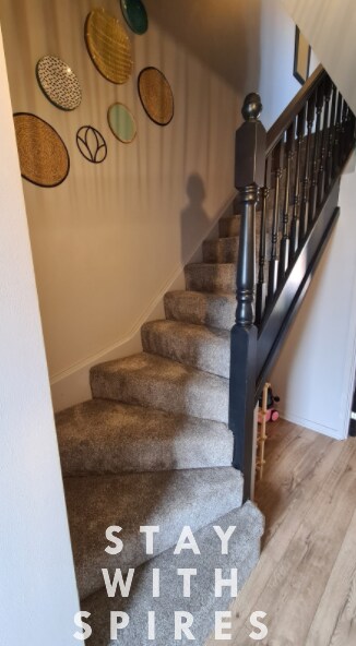 The Farrier's sleeps 4 close to Cannock Chase in 20 Horseshoe Dr WS12 0FT - Property image 45 - VivreStays