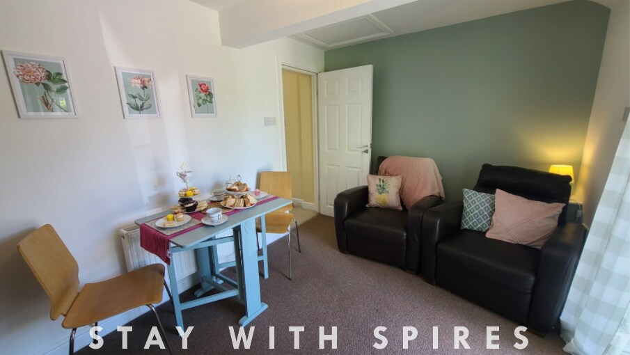 The Garden Room Studio apartment sleeps 2 in 603 Littleworth Rd WS12 1QQ - Property image 2 - VivreStays