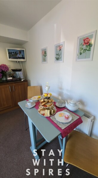 The Garden Room Studio apartment sleeps 2 in 603 Littleworth Rd WS12 1QQ - Property image 9 - VivreStays