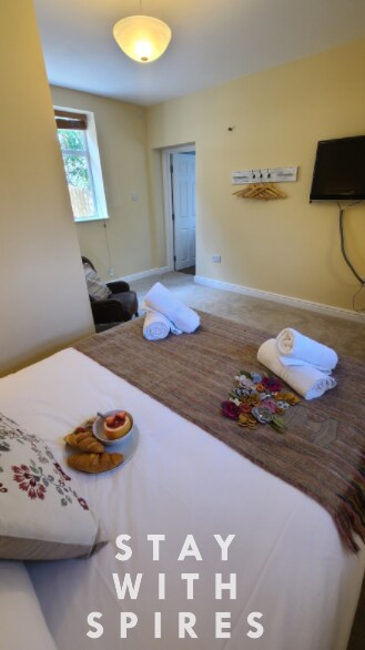 The Garden Room Studio apartment sleeps 2 in 603 Littleworth Rd WS12 1QQ - Property image 15 - VivreStays
