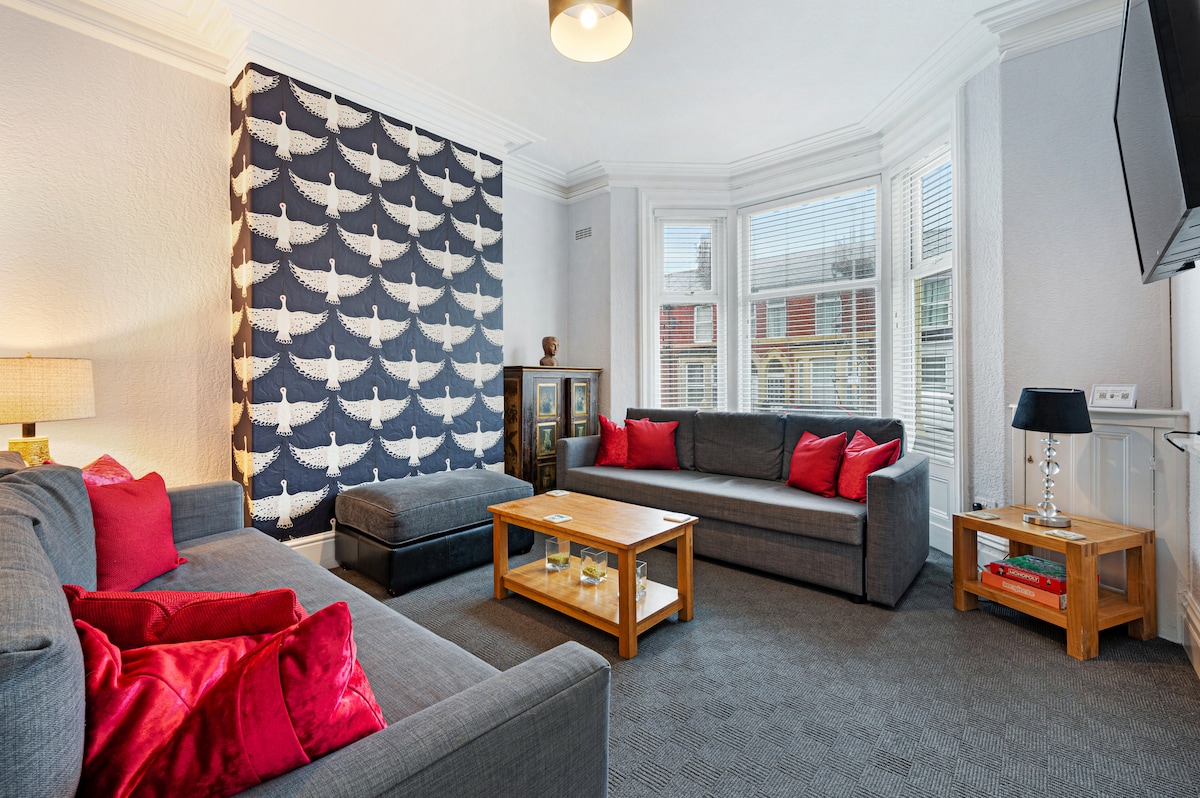 Regency by the Sea @ Blackpool serviced apartment - UK - VivreStays