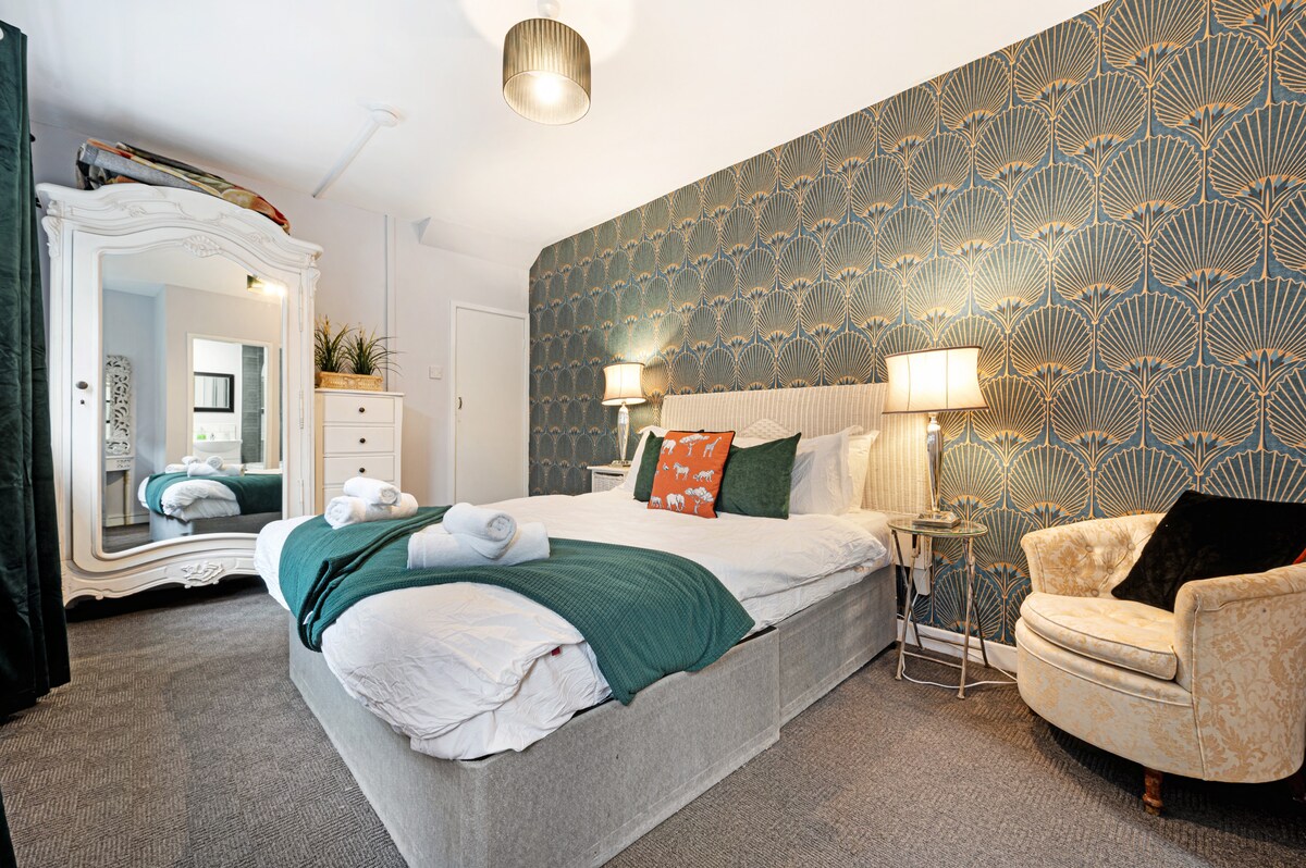 View Regency by the Sea @ Blackpool in 86 Regent Rd FY1 4NB Regency by the Sea @ Blackpool in 86 Regent Rd FY1 4NB - Property image 8 - VivreStays