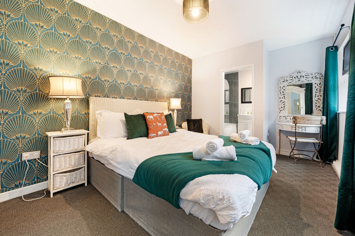 View Regency by the Sea @ Blackpool in 86 Regent Rd FY1 4NB Regency by the Sea @ Blackpool in 86 Regent Rd FY1 4NB - Property image 11 - VivreStays