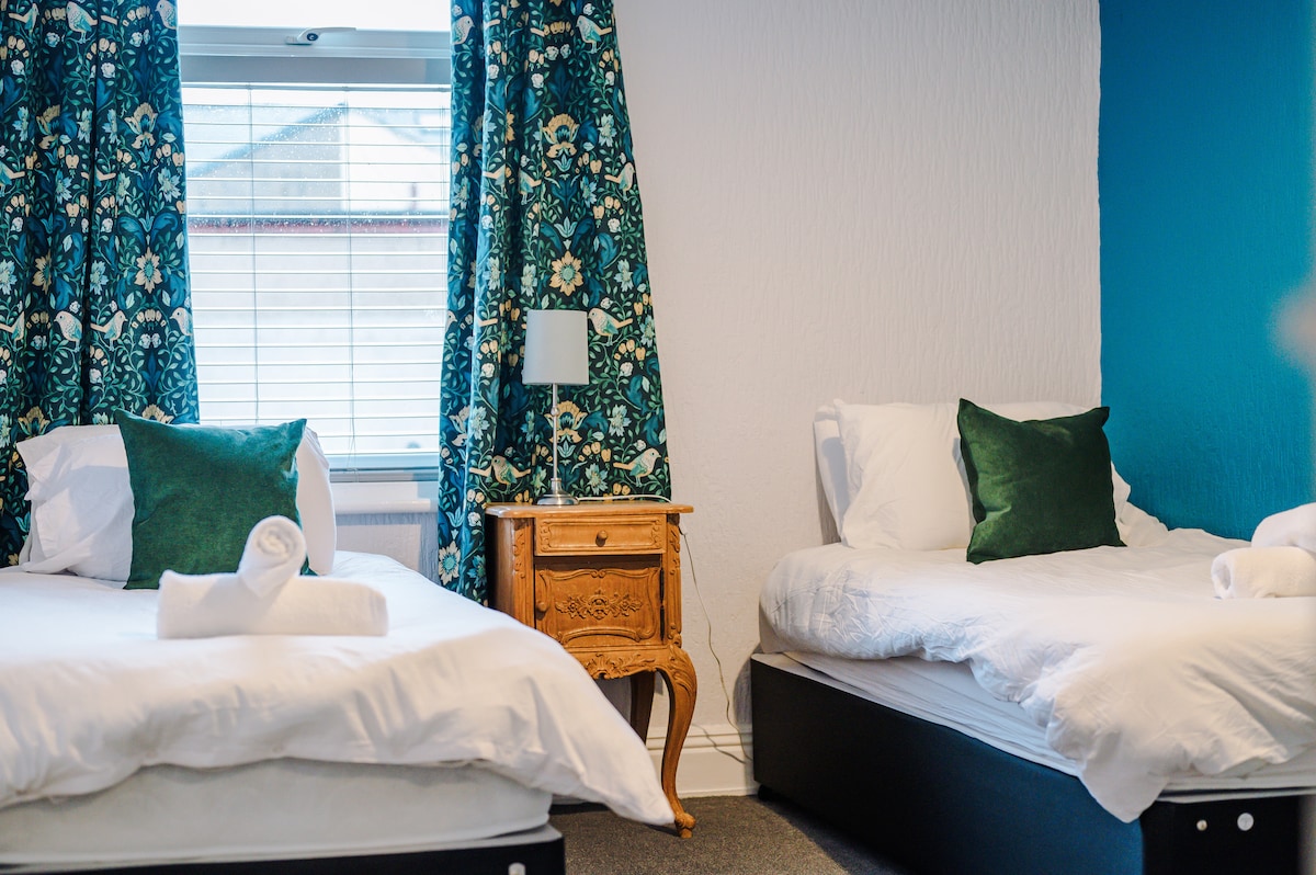 View Regency by the Sea @ Blackpool in 86 Regent Rd FY1 4NB Regency by the Sea @ Blackpool in 86 Regent Rd FY1 4NB - Property image 13 - VivreStays