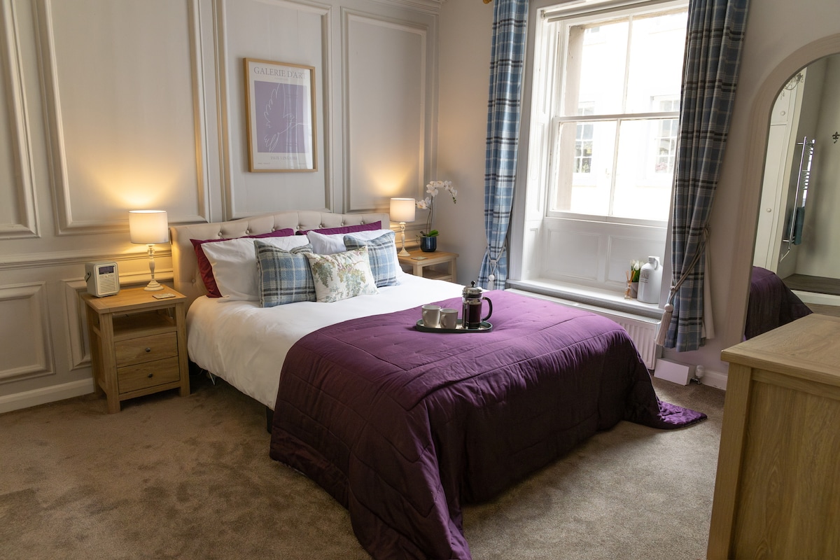 Castlegate House | Period Charm Elevated Comfort 2 in 4 Castlegate CA13 9EU - Property image 9 - VivreStays