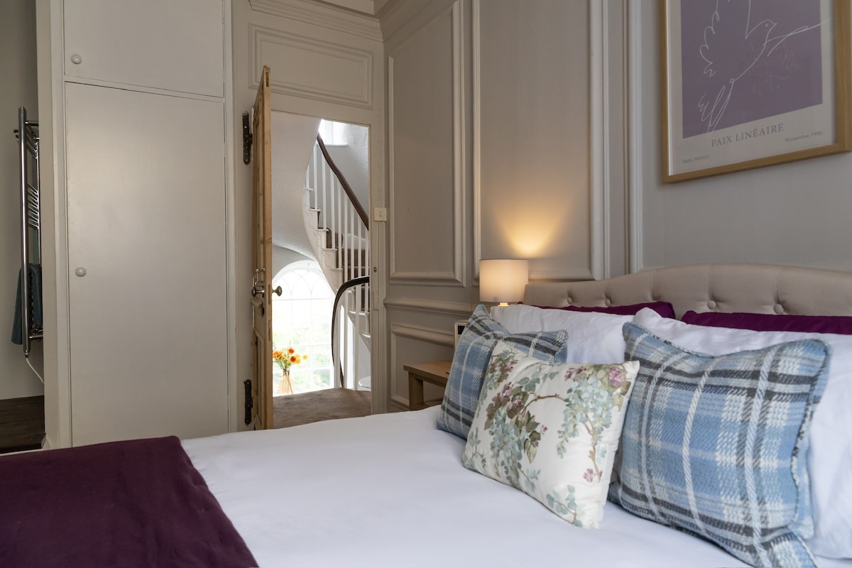 Castlegate House | Period Charm Elevated Comfort 2 in 4 Castlegate CA13 9EU - Property image 10 - VivreStays