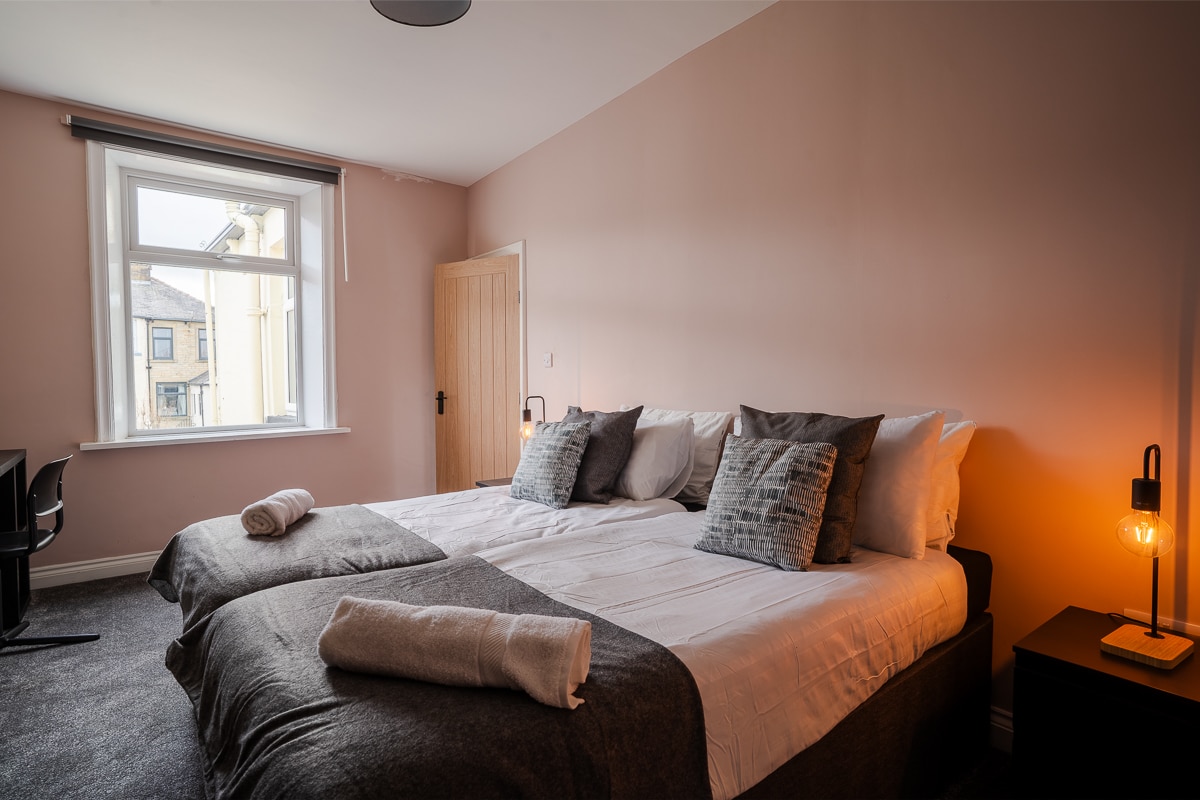 Relax at Raglan @ Burnley 3BR Home | Parking in 80 Raglan Rd BB11 4LD - Property image 7 - VivreStays