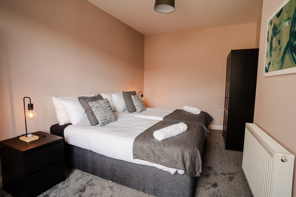Relax at Raglan @ Burnley 3BR Home | Parking in 80 Raglan Rd BB11 4LD - Property image 8 - VivreStays