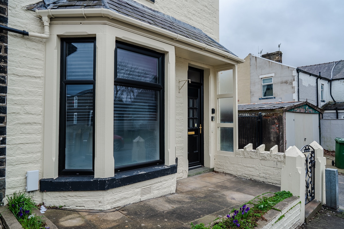 Relax at Raglan @ Burnley 3BR Home | Parking in 80 Raglan Rd BB11 4LD - Property image 14 - VivreStays