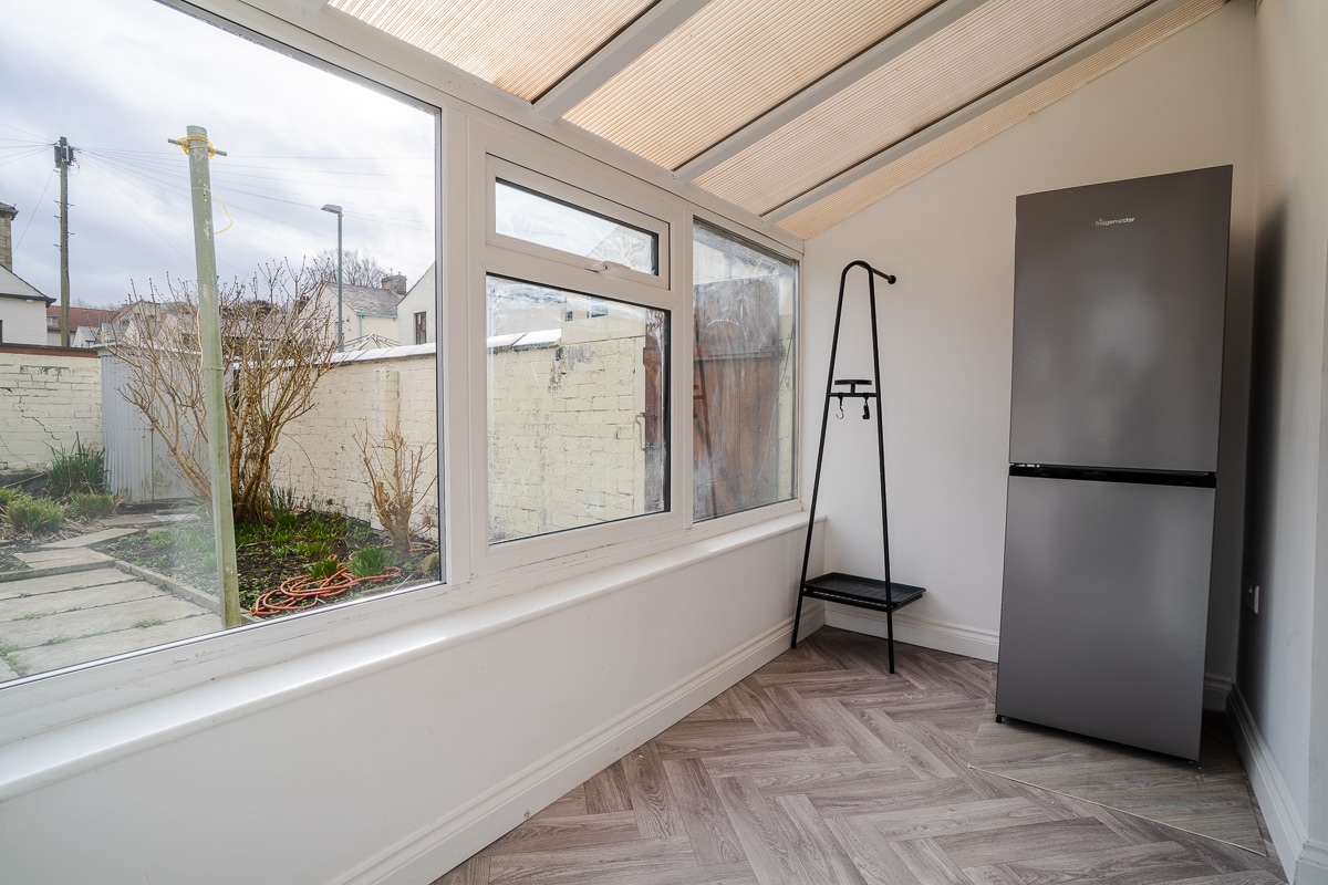 Relax at Raglan @ Burnley 3BR Home | Parking in 80 Raglan Rd BB11 4LD - Property image 19 - VivreStays