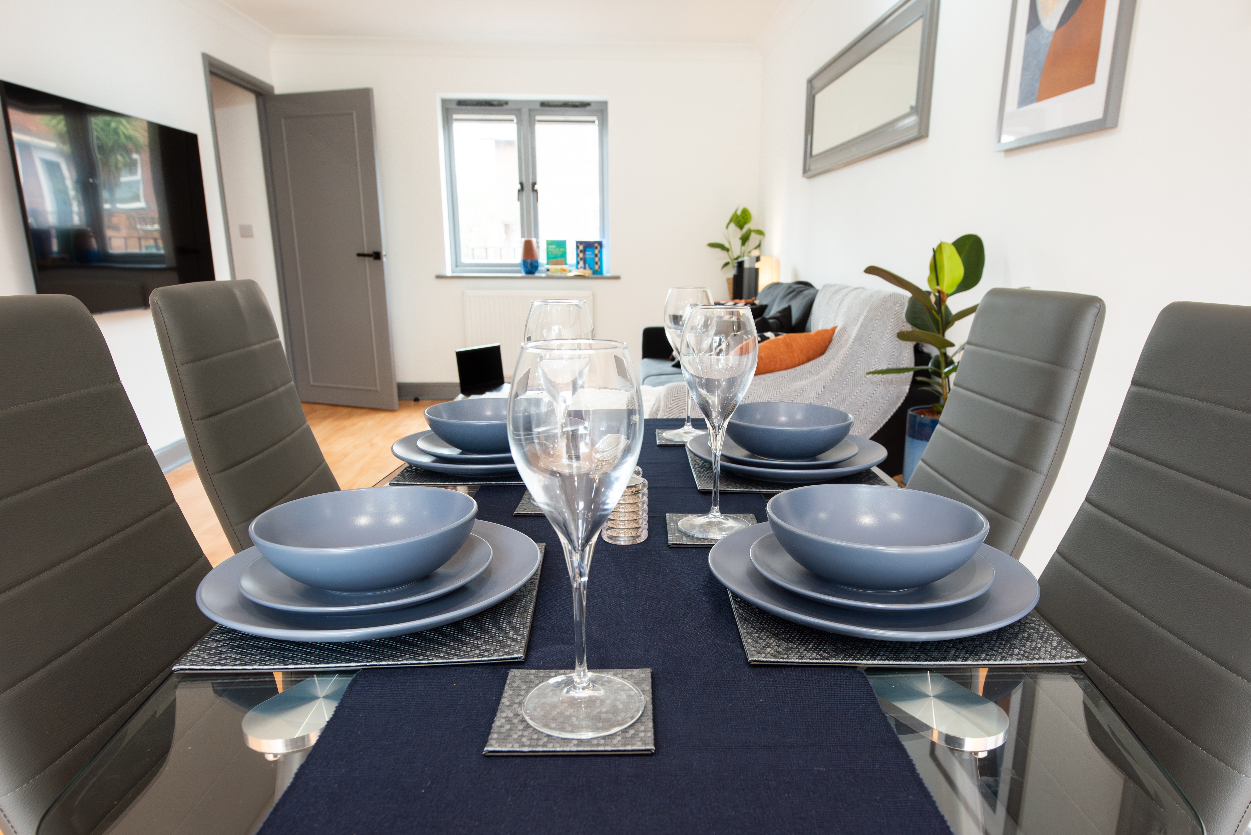 Colchester 3 Bedroom House, 2 Parking Spaces +WiFi 2 in 163 Hythe Hill C01 2NB - Property image 14 - VivreStays