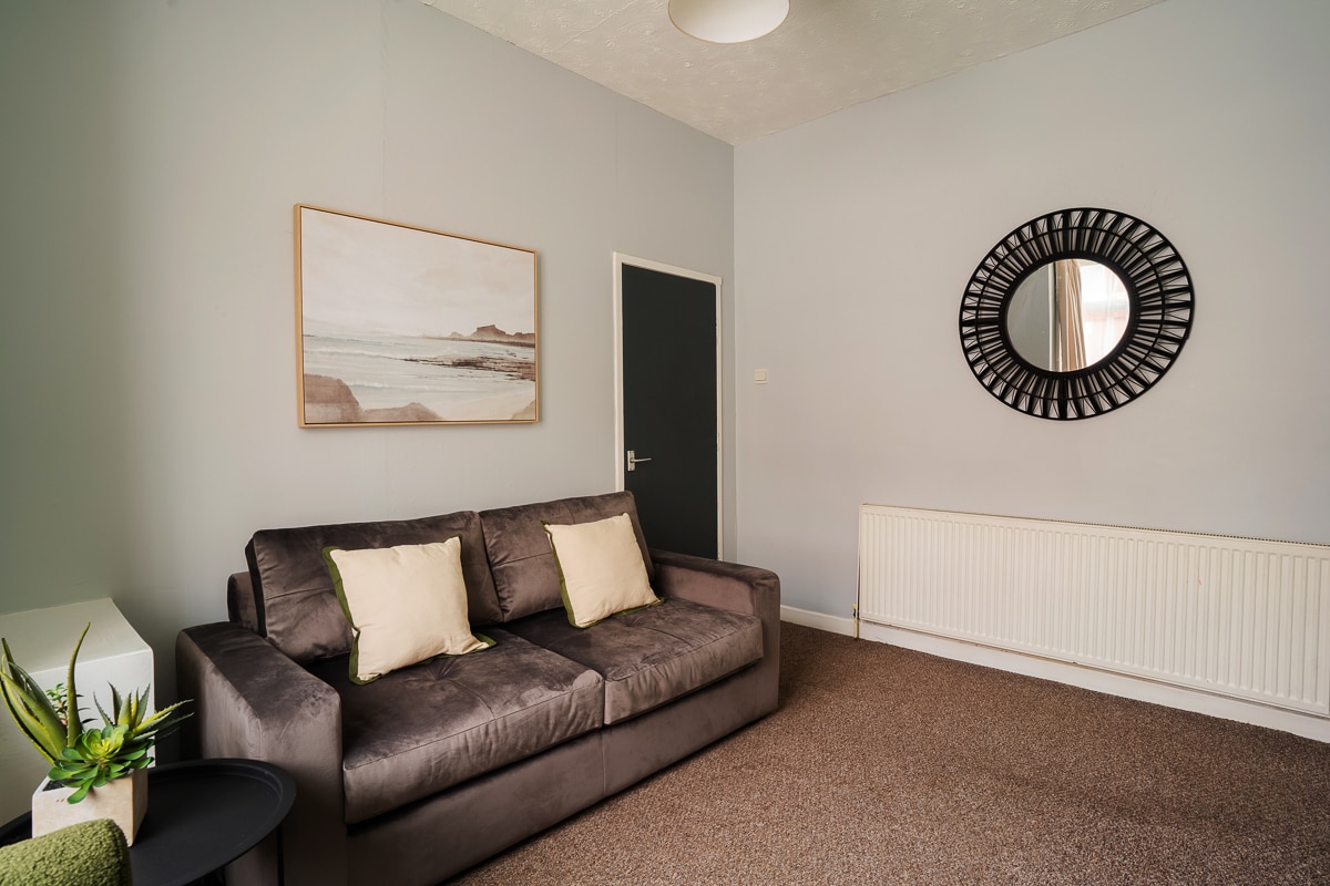 Romney Retreat @ Salford - Manchester Edge 2 in 84 Romney St M6 6DR - Property image 3 - VivreStays