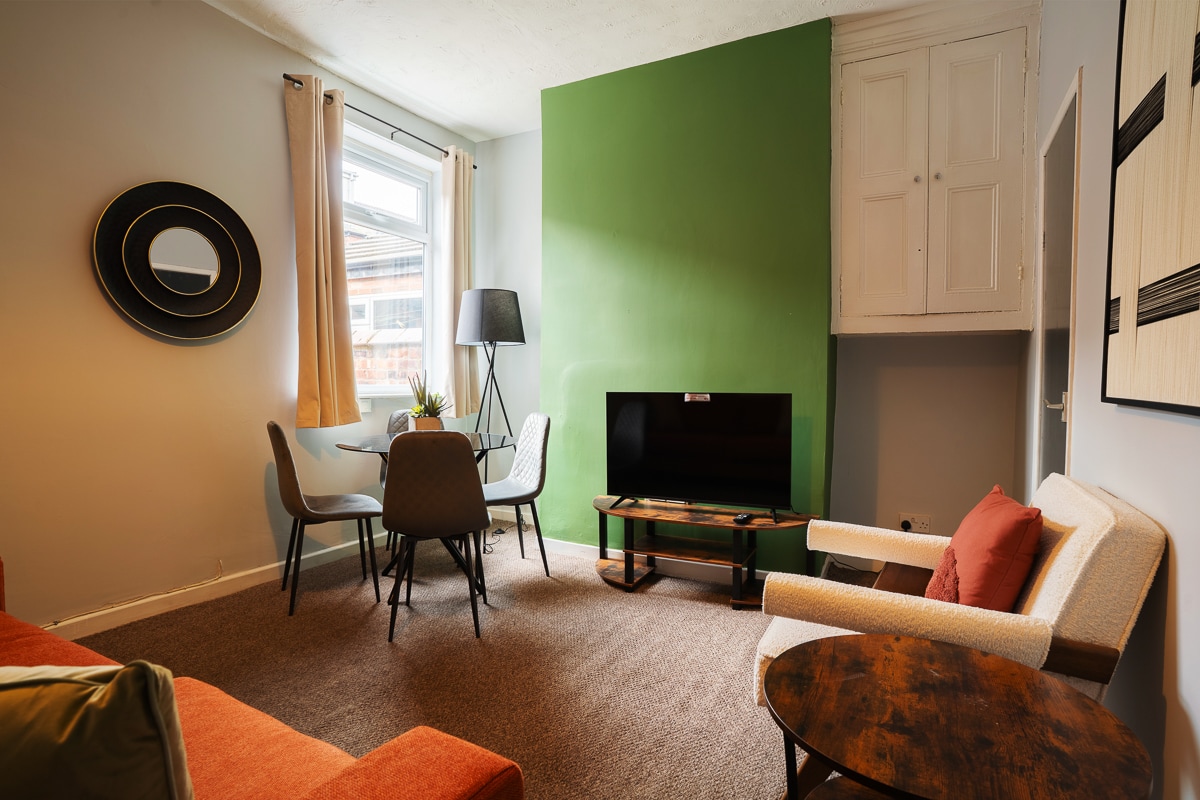 Romney Retreat @ Salford - Manchester Edge 2 in 84 Romney St M6 6DR - Property image 6 - VivreStays