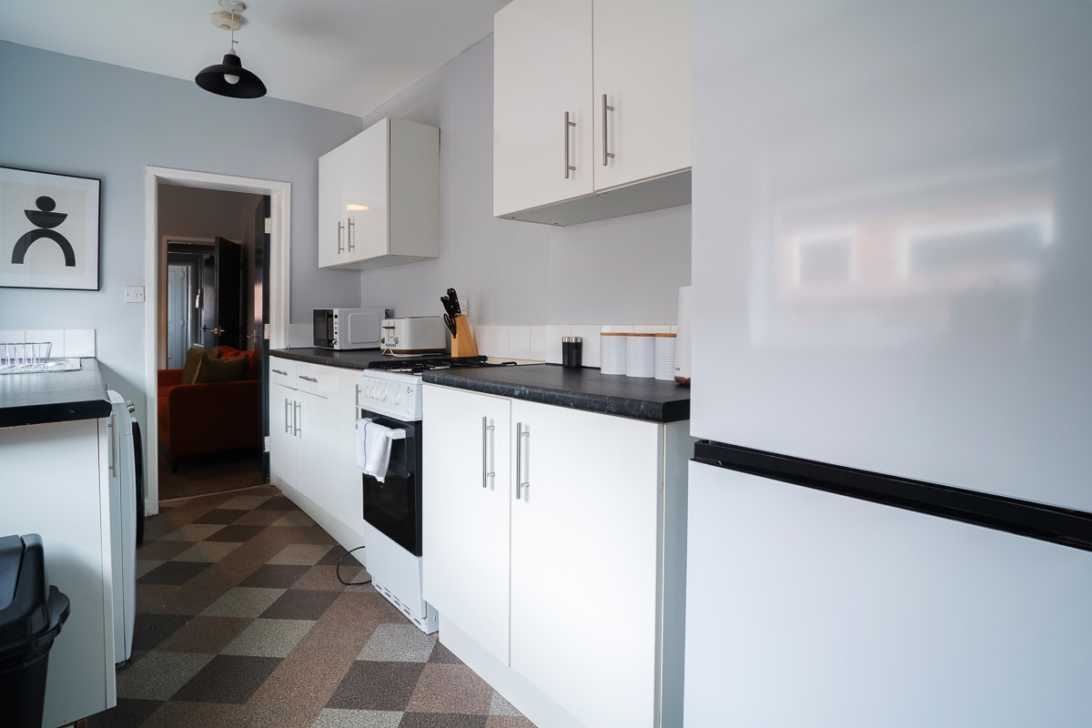 Romney Retreat @ Salford - Manchester Edge 2 in 84 Romney St M6 6DR - Property image 10 - VivreStays