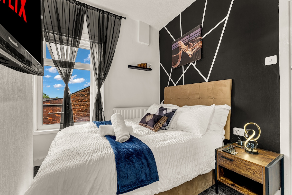 Beautiful 4BD Wigan-Free Parking - Wi‑Fi - Ensuite in 57 Brookhouse St WN1 3EY - Property image 18 - VivreStays