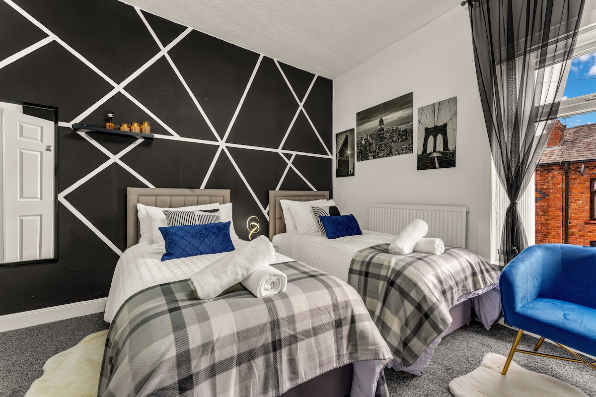 Beautiful 4BD Wigan-Free Parking - Wi‑Fi - Ensuite in 57 Brookhouse St WN1 3EY - Property image 29 - VivreStays