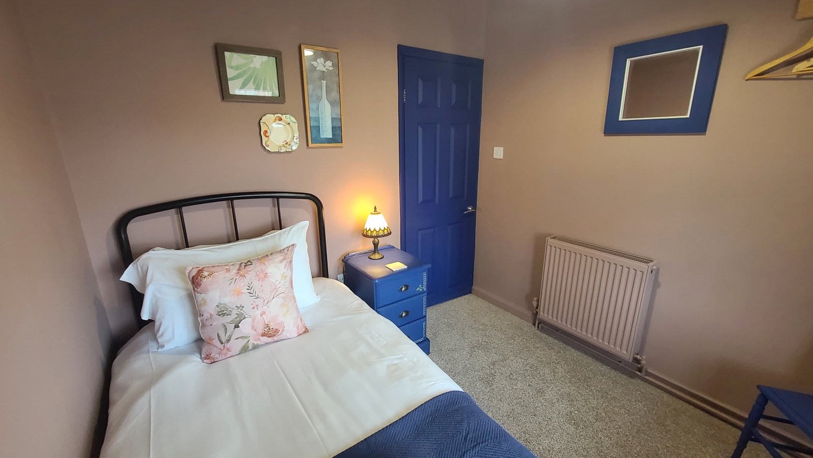 Dove Tails, 3 bedrooms near Uttoxeter Racecourse in 27 Northfield Ave ST14 5LE - Property image 31 - VivreStays