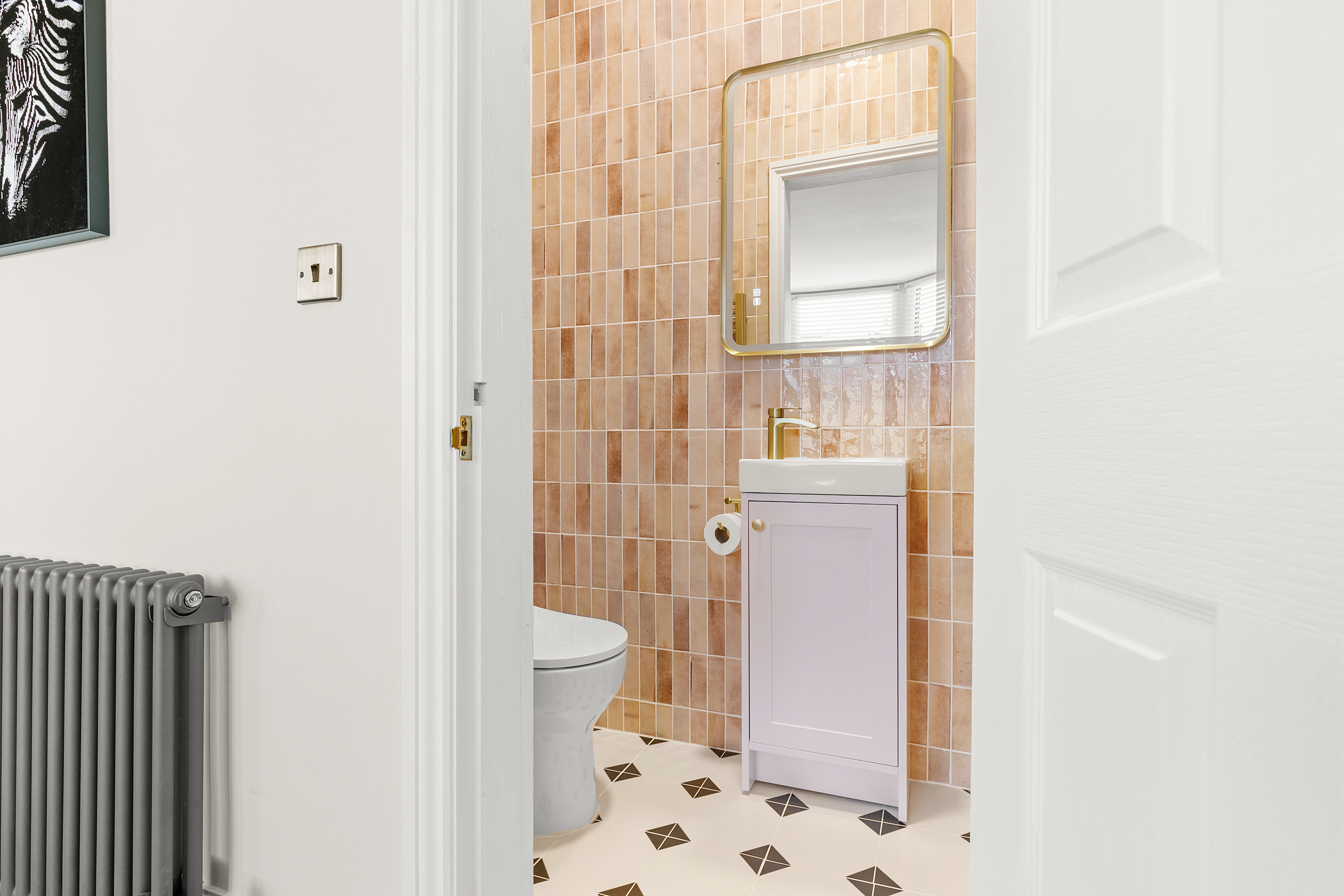 5 Bed Townhouse | 1 min to Convention Centre 2 in 44 Cheltenham Mount HG1 1BY - Property image 27 - VivreStays