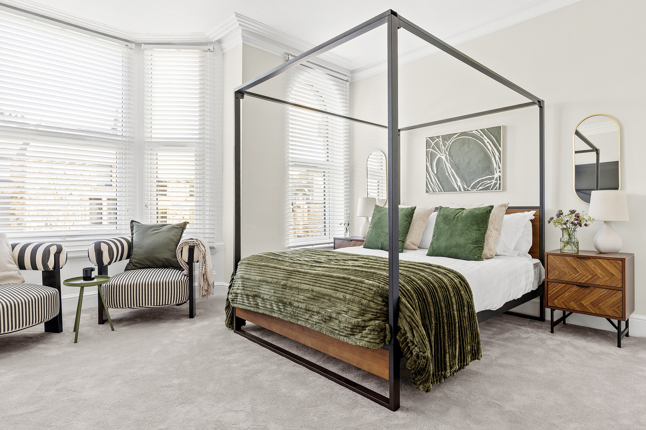 5 Bed Townhouse | 1 min to Convention Centre 2 in 44 Cheltenham Mount HG1 1BY - Property image 21 - VivreStays